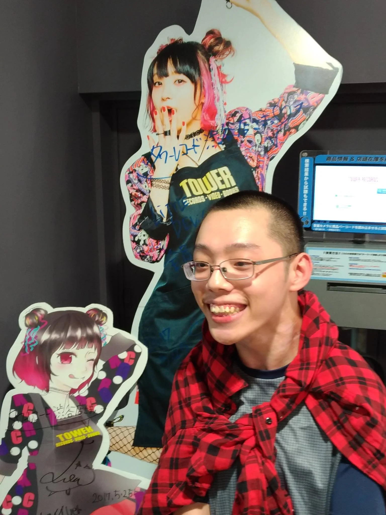 與 LiSA 人形立牌的合照
